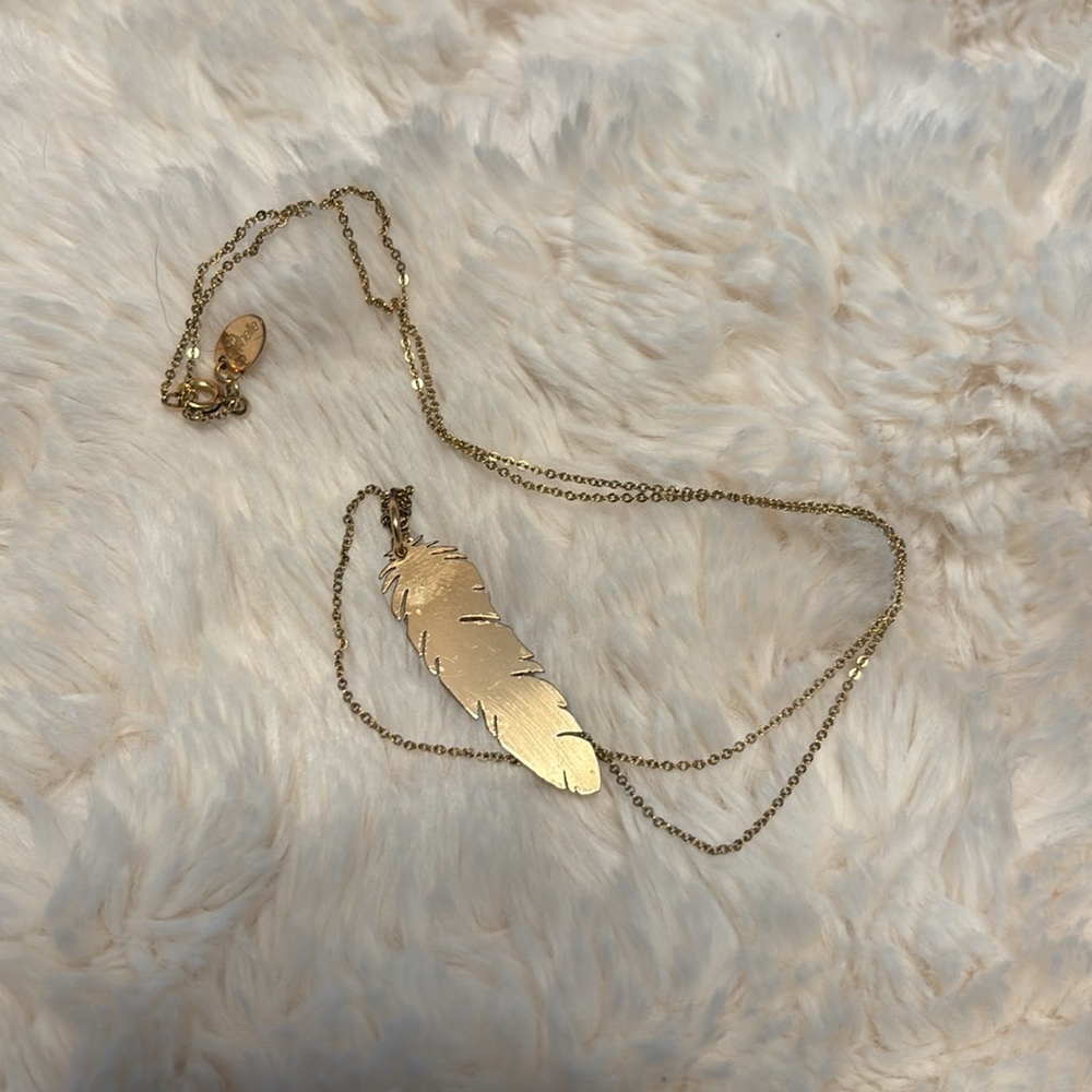 Nashelle 11inch 14karat gold fill necklace‎ with feather pendant